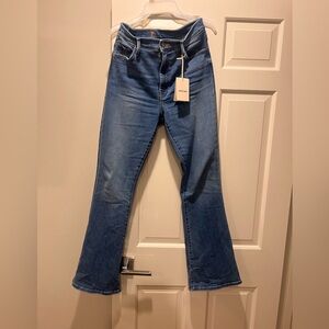 Mother jeans.  Weekender. Wash-layover. NWT.